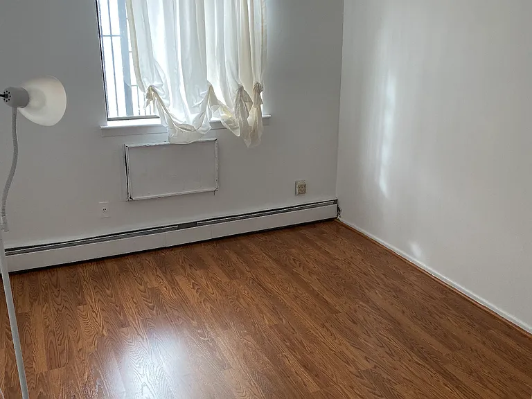 743 Thieriot Ave #1 — Photo 9