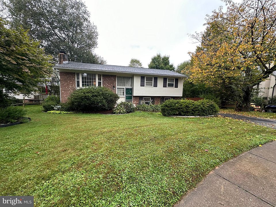 1st image of 2204 Leeland Dr