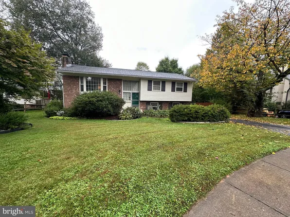 2204 Leeland Dr, Falls Church, VA 22043