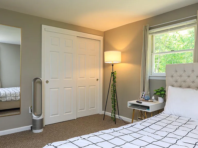 2 Patricia Dr #2 — Photo 4