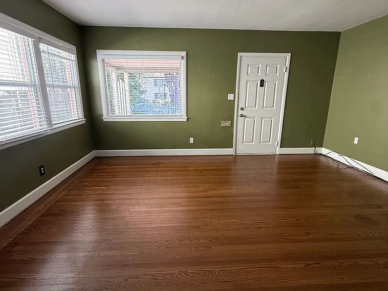 2308 N St — Photo 4