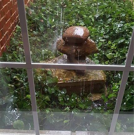 5th image of 121 Meadow Glen Dr
