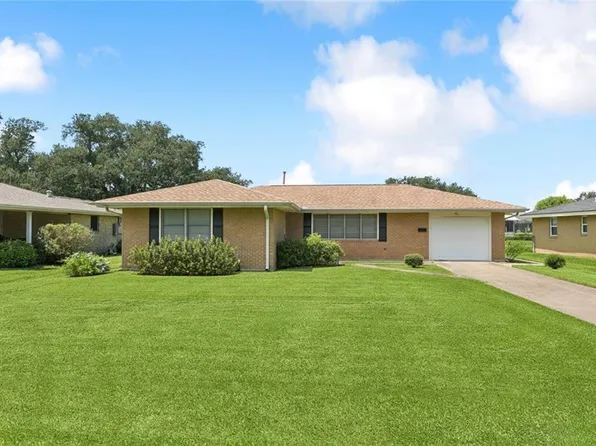 431 Pine St, Norco, LA 70079