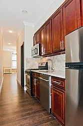 Rented by R New York