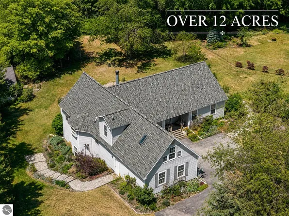 6351 Cherry Blossom Dr, Traverse City, MI 49685