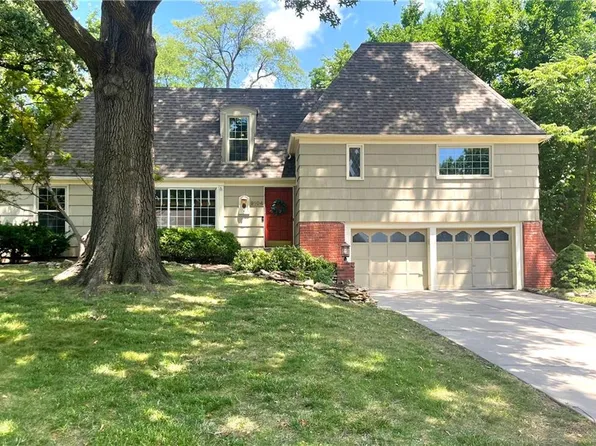 9104 W 106th St, Overland Park, KS 66212