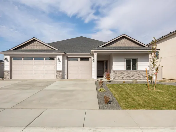 215 Schrute Rd, Prosser, WA 99350