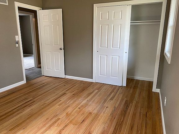 3rd image of 3526 N Elmcroft Ter