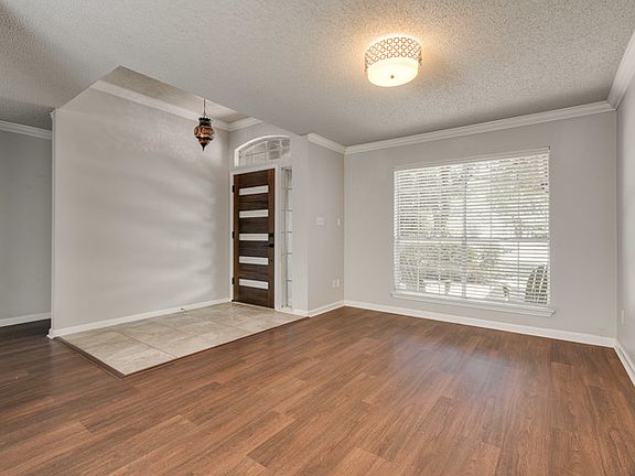 4th image of 1216 Elm Forest Dr