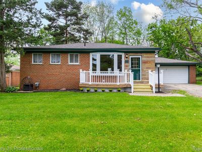 291 Lorberta Ln, Waterford, MI, 48328
