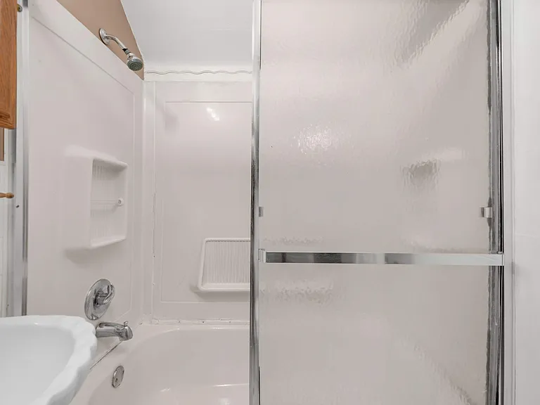 4125 Bucyrus Ave #2 — Photo 28