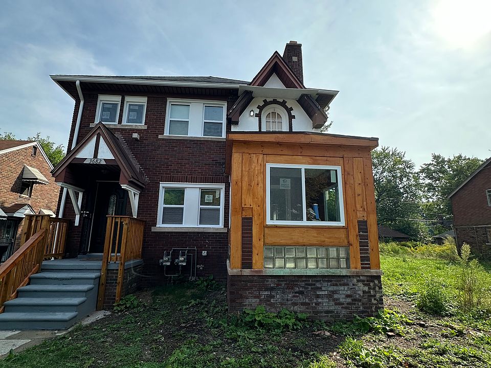 1st image of 3682 Bedford St