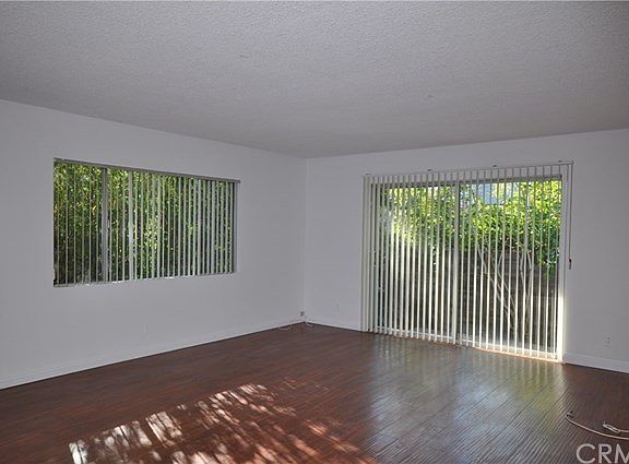 2nd image of 845 S Windsor Blvd APT 4
