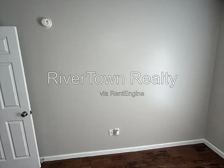 10570 Pecan View Dr — Photo 9