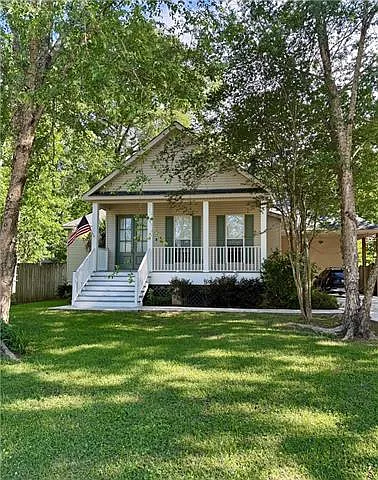 9 Rhonda Ct — Photo 1