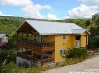 393 Church Cove Rd, Lakehills, TX 78063
