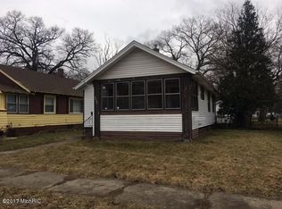 2332 Baker St, Muskegon Heights, MI 49444