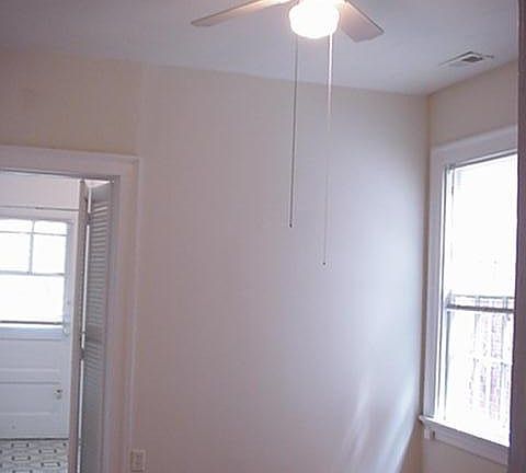 3rd image of 1714 Floyd Ave APT A