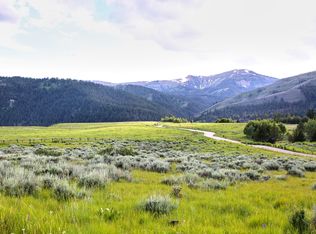 820 W Elk Ridge Rd, Jackson, WY 83001