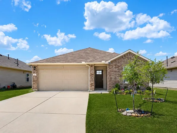307 Abbey Ln, Lockhart, TX 78644