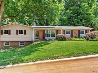 3004 Arrow Rock Dr, Saint Charles, MO 63303