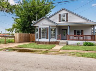 3811 Walker St, Houston, TX 77023