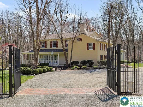 1722 Ringing Rocks Rd, Upper Black Eddy, PA 18972