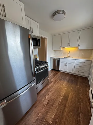 47 Park Club Ln #4 Photo 1