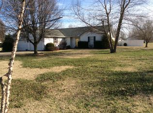 204 Larue Ln, Sikeston, MO 63801