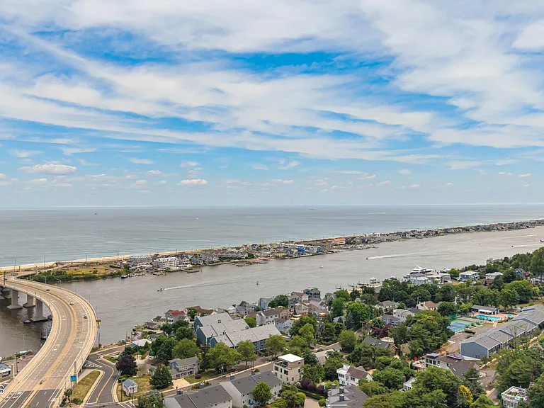 1 Lighthouse Rd — Photo 87