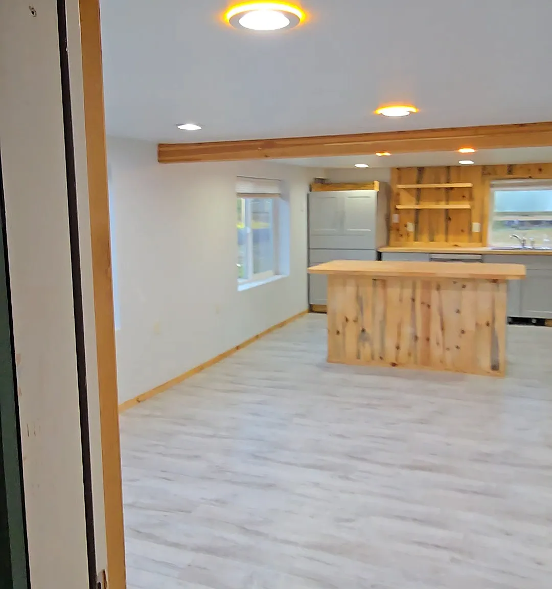 109 Douglas Ave — Photo 1
