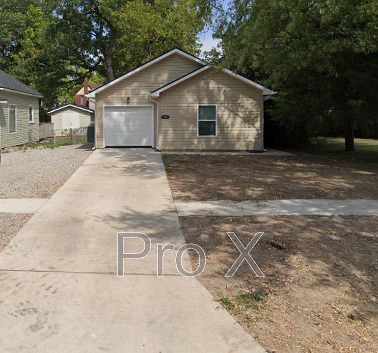 1st image of 308 W Forest St