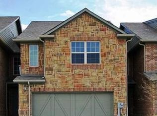 384 Dublin St, Lewisville, TX 75067