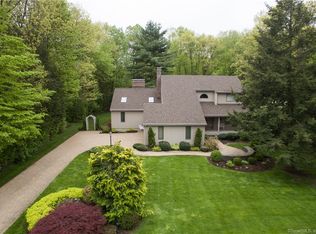 164 Wild Oak Dr, Southington, CT 06489