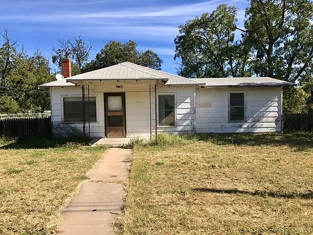 1st image of 3740 Lake Dr