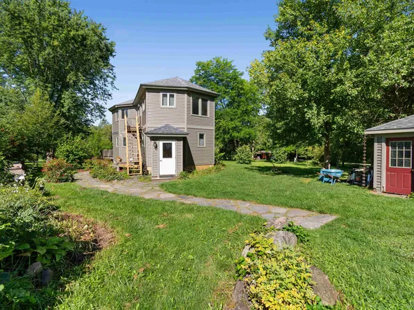 295 Ten Stones Circle, Charlotte, VT 05445