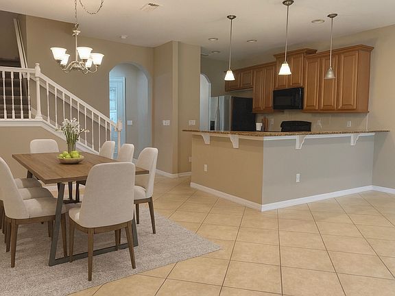 5th image of 5036 Fiorella Ln