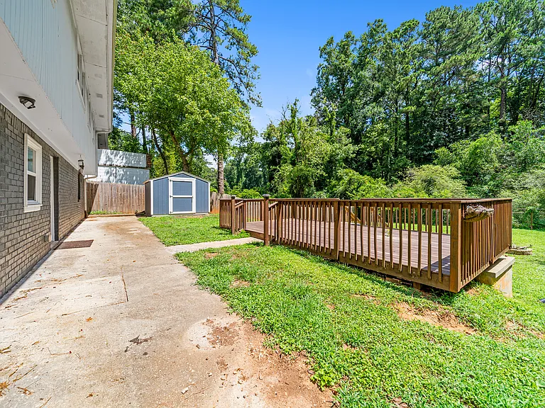 2128 Mark Trl — Photo 41
