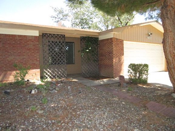 2nd image of 1024 Monte Largo Dr NE
