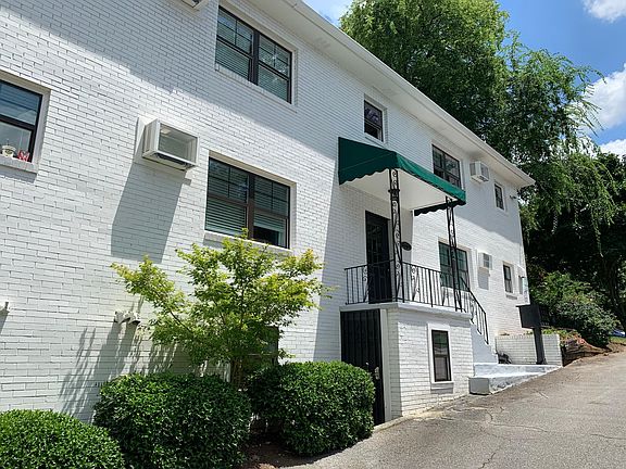 Live in the Heart of Atlanta! Newly Renovated One Bedroom ~ Historic Midtown Atlanta ~