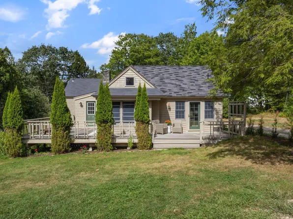 61 Durham Road, Brunswick, ME 04011