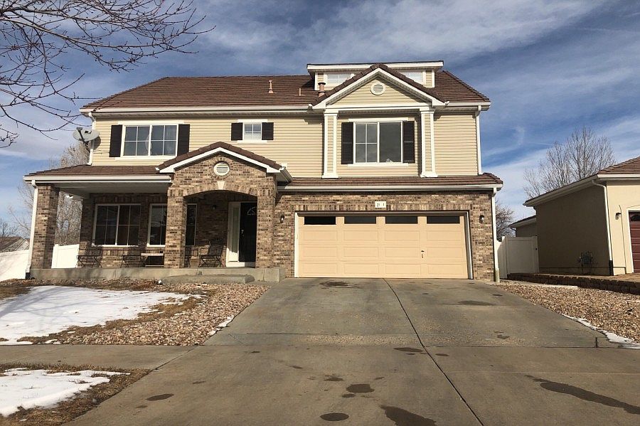 1st image of 21601 E 48th Pl