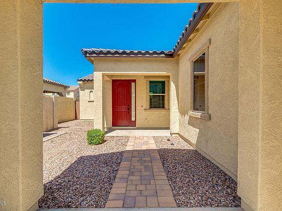 3rd image of 2930 E Citrus Way