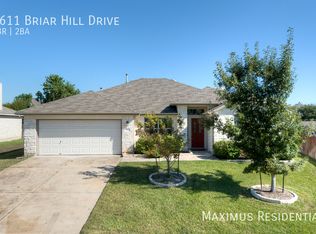 1611 Briar Hill Dr, Georgetown, TX 78626