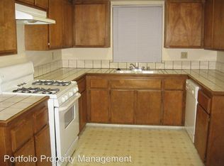 3313 Chester Ln APT E, Bakersfield, CA 93309