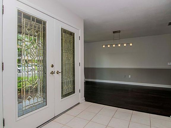 2nd image of 4504 Pine Hollow Dr