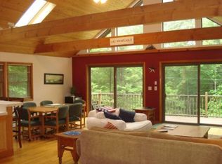 15 Elysee St, Moultonboro, NH 03254