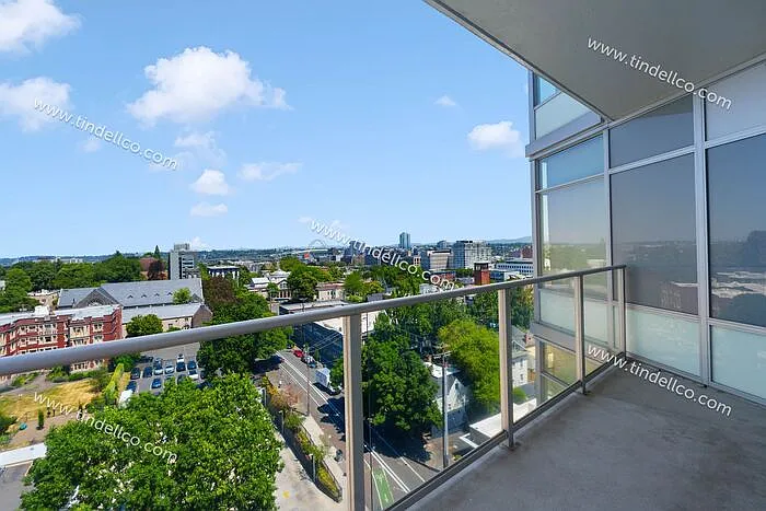 1926 W Burnside St #1102 — Photo 18