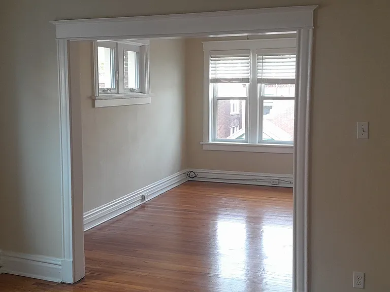3148 Magnolia Ave #2W — Photo 2