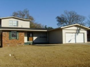 1307 Evangeline Dr, Picayune, MS 39466
